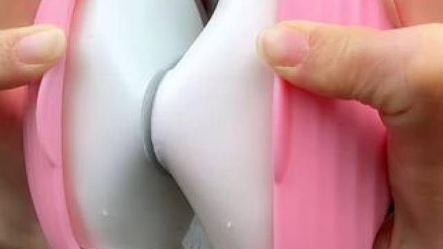 神奇的粘毛器!不仅能轻松清理头发和猫猫狗狗掉落的毛发，水一冲就干净能继续用了 #粘毛神器  #养猫人