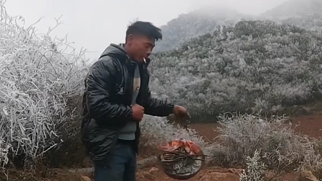 我小时候就这样扣头上了[笑哭]