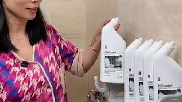 蔬果园家的洁厕剂也太好用了，这个牌子的洁厕剂我用三四年了，真心推荐给姐妹们#洁厕剂 #蔬果园洁厕剂 