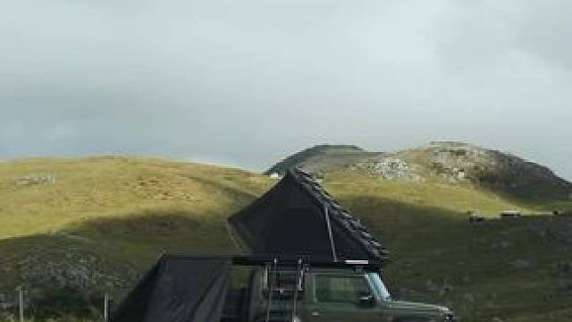 车顶加车边，一室一厅 #露营报告