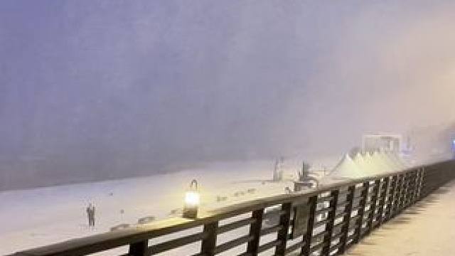 再看一次冬日的海就释怀.
#威海 #去年冬天 #氛围感