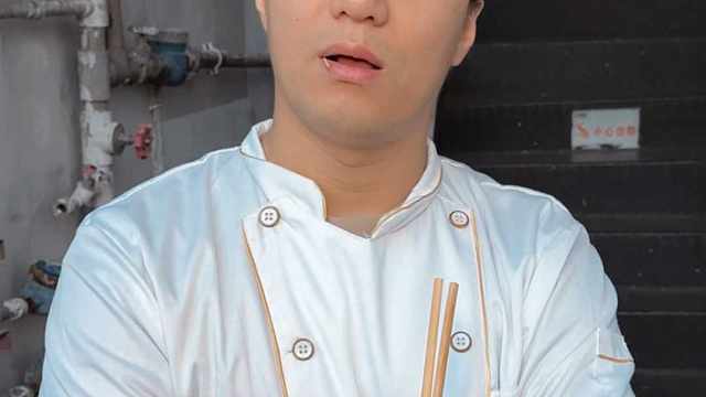 大杂烩吃的多，带鲍鱼的倒是第一次见#大杂烩 #追剧 #下酒 