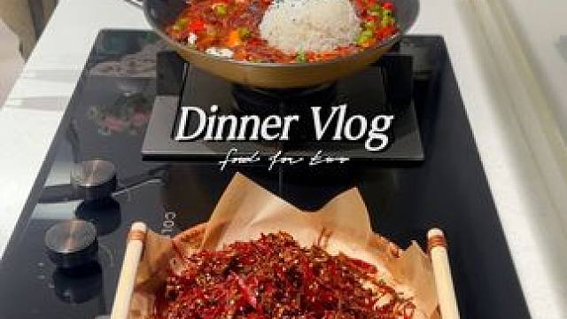 二人食记|好好吃饭是平凡日子里的浪漫 今日食谱： 
-麻辣牛肉丝
-铁板煎蛋拌饭
#治愈自己 #好好
