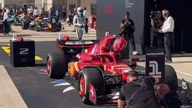 #美国大奖赛 #法拉利  #勒克莱尔 #赛恩斯 恭喜法拉利大胜一二带回，勒克莱尔拿到美国大奖赛冠军、