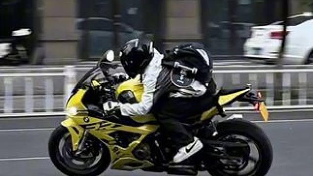 能用车拉的，绝不用脚滑