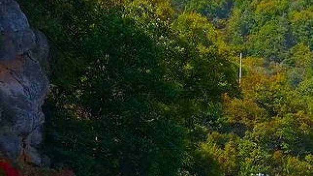 国道207山西晋城市陵川县夺火乡段沿途太行山秋色 #太行山 #旅行推荐官 #最美的风景在路上