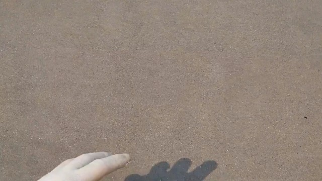 楼梯滚瓶子爆破解压时刻