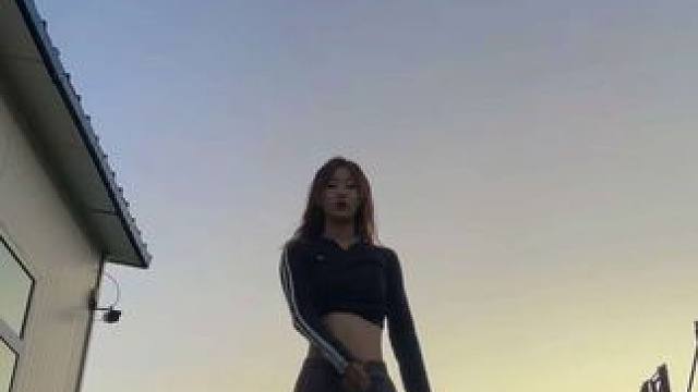 什么时候出舞台啊，好期待 #whiplash #aespa #aespa新歌 #