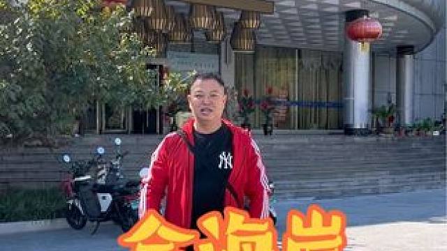 金海岸 #给秋天点颜色看看 #分享一份秋天给你 #到深蓝的天空下感受秋日 #金海岸#河南刚哥