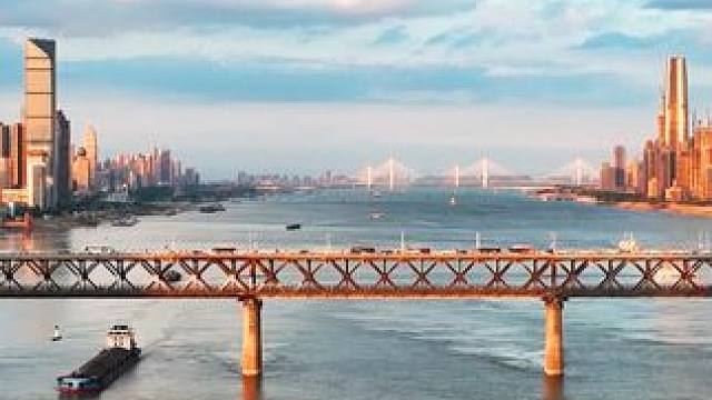 江城秋日 #武汉 #武汉长江大桥 #航拍