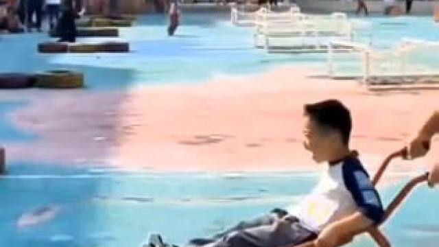 这亲子运动会太费孩子了。 #户外活动欢乐多 #运动吧少年 #亲子运动会