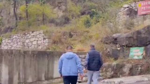 #农村生活 #老家在山区 #西营之行（329）美丽的西营小镇。曾伴浮云归晚翠，犹陪落日泛秋声。世间无