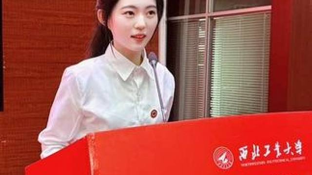 如果你们因光而来，那就让我们回归爱的初衷#学生时代 #女性力量 #学姐