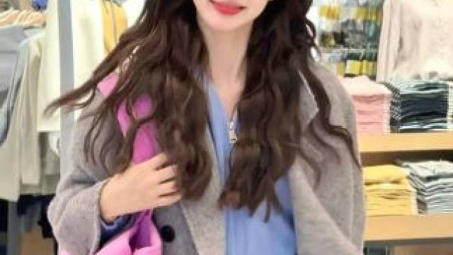 26岁长成了温柔的大姐姐 #秋冬氛围感 #拿捏韩剧氛围感的大衣 #甜妹 #女生必看