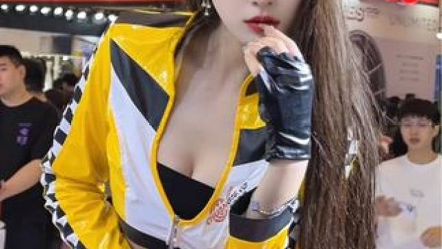 别看文案 看我#模特之家 #车模之家