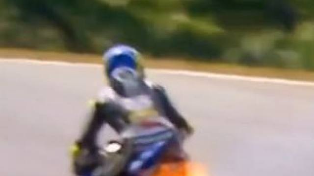 #摩托车比赛 #危险动作请勿模仿 #比赛现场