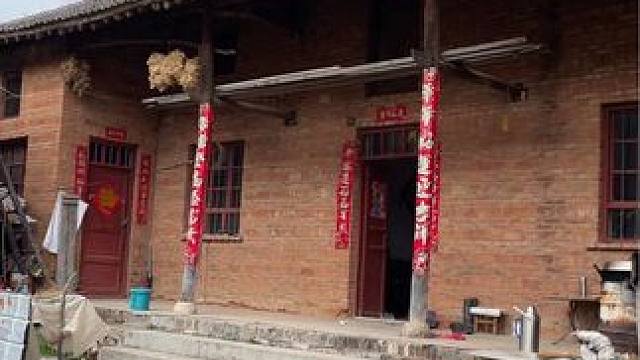 这里是河南灵宝，农村田园生活，这里一草一木，硕果累累和大自然的各种声音，小鸟的叽叽声都觉得听着让人舒