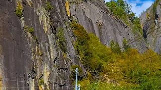 中国熊猫大道四川甘孜州丹巴县段沿途秋色 #中国熊猫大道 #最美的风景在路上 #旅行推荐官 #甘孜