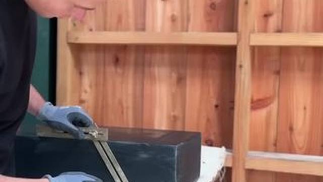 不使用电动工具也可以将石板雕刻精细 #石雕手艺人 #大理石雕刻 #制作过程