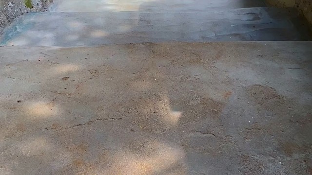 楼梯滚瓶子爆破解压时刻