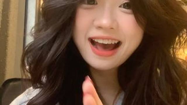 好女人志在四方心里有苦不声张 #甜妹 #圆脸 #怼脸拍