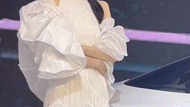 论买车对找女朋友的重要性 11月8-11日，看好一台车，就来下手吧#车模美女 #2