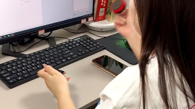 零零后整顿职场