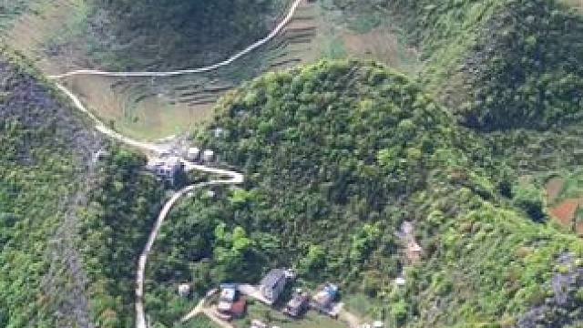 原来小说里的十万大山是真实存在的，群山环抱下的村庄犹如陶渊明笔下的世外桃源。#十万大山 #大自然的鬼