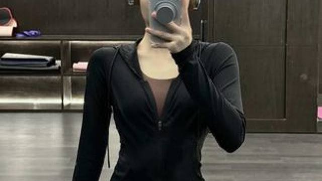 勇敢做自己 总会有人爱你#健身日常 #健身穿搭 #努力成为更好的自己 #自律 #保持热爱