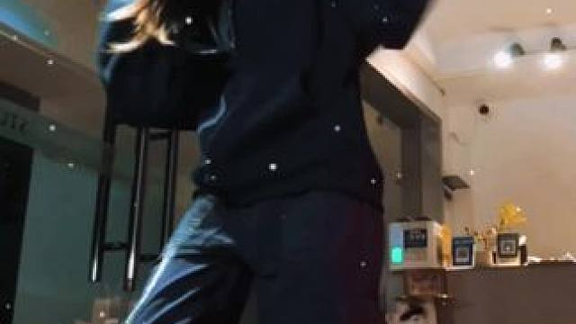 小伙汁这么帅那翅膀硬不硬？ #even张编舞 #soincredible #hi