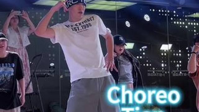 帅是一种氛围#原创编舞 #帅哥街舞 #日常练舞记录 #街舞课堂日常