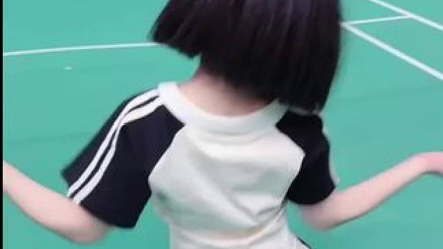 #后背摇 #运动女孩