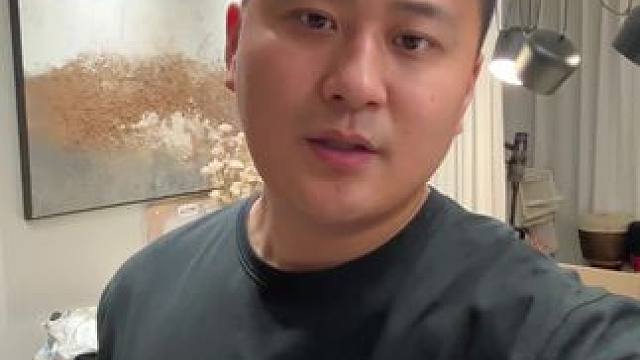 无论如何动刀sha人一定不可饶恕，一万句该si也无可厚非。但我们总得想想，又是谁让他拿起了刀….