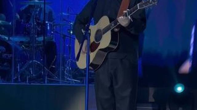 始祖鸟阳朔攀岩山地课堂近距离见到了许巍 听着他的歌就想去远行