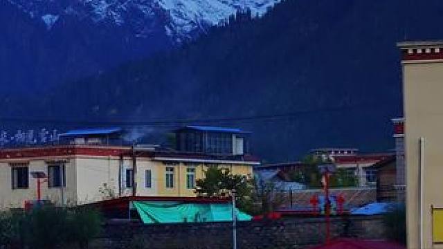 #来一场充满passion的旅行 #每一帧都是热爱 #来一场秋天的慢充旅行 #身体和灵魂总有一个在路