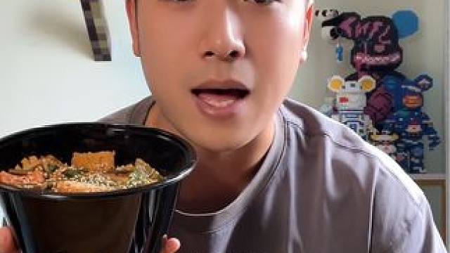 外焦里嫩#麻辣拌 #炸鸡 #章鱼小丸子