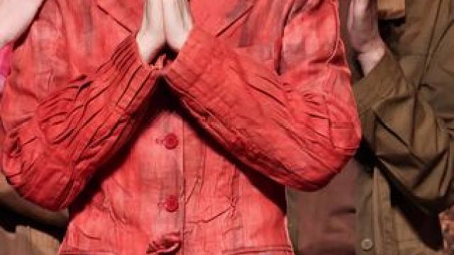 戏剧之神多多护佑她。