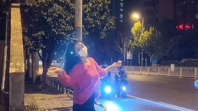 哈哈哈感谢两位大哥的车灯 #古典舞 #相思遥