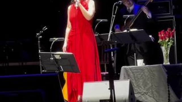 小野丽莎来厦门啦。真的好爱她自由浪漫的声音 #小野丽莎