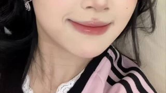 换头淡妆！方圆脸速学这个韩系小白花妆～日常又上镜！#今日妆容 #新手化妆教程 #方圆脸妆容 #淡妆 