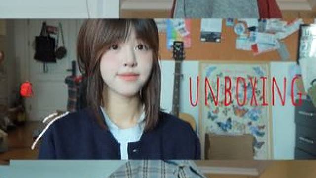 unboxing！秋冬的漂亮衣服们！都是舒服好穿 165/100 好多漂亮毛衣的一期
看的开心！ 
