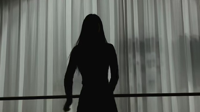 新人表演个才艺吧～