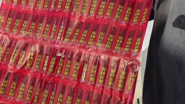 辣条披风可还行 #叶枫推荐零食