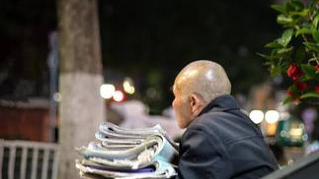 所以，是他不够努力吗？#相片漂流瓶 #给陌生人拍照