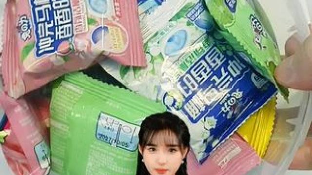 马桶水箱里放一个这款#洁厕宝 马桶不用经常刷也干净了，而且一冲水就有一股清淡香味 #兔之力 #马桶清