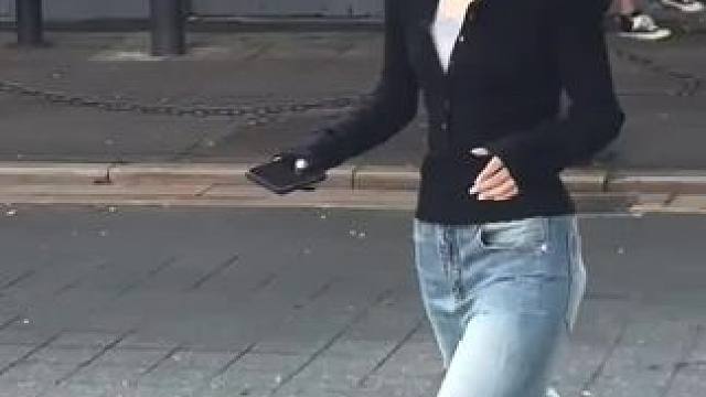 时尚休闲气质上衣 #今日穿搭look #降温穿搭来咯 #今年的氛围感秋冬穿搭 #春夏穿搭趋势发布 #