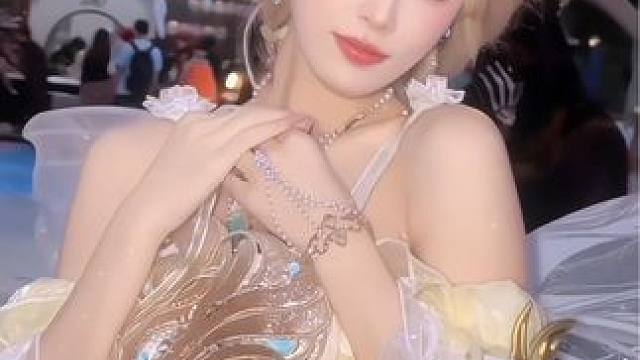 今天的人设是在逃公主#万圣节穿搭大赏 #万圣狂欢夜 #万圣派对 #万圣颜值局#模特之家