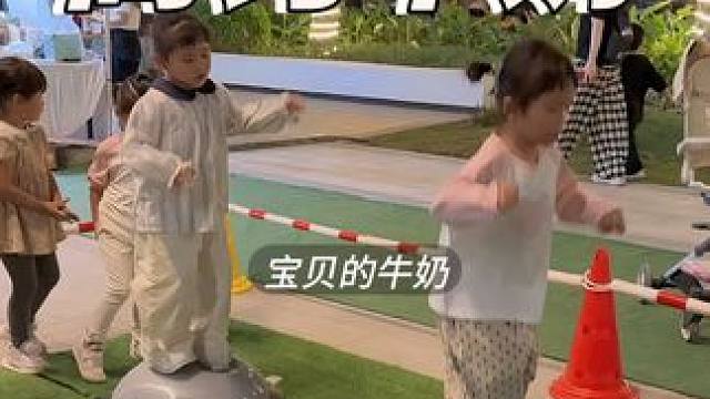 给孩子喝的牛奶还得是高钙的 牛奶这种全家都能喝的东西赶上合适真可以多备点#大人小孩都爱喝 #牛奶