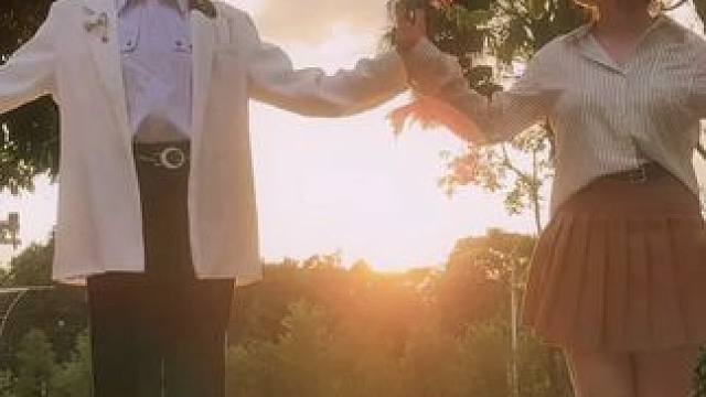 “第一次跟保镖小姐跳舞，有点生疏”#恋与深空#祁煜cos#cos委托#乙游