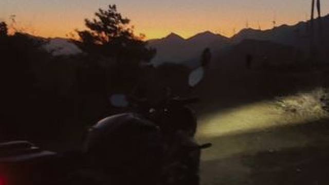 去感受风吧！不想那么多，此刻只有自己。#你要适应这个世界所有温度